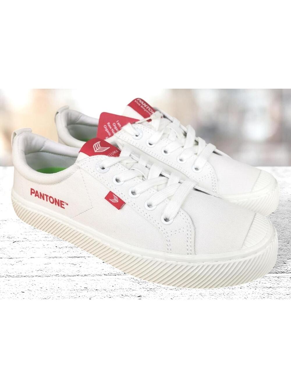 Cariuma OCA Pantone Off-white Sneaker Size 7. 5 Women's M Sneaker Viva Magenta